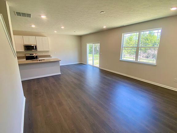 3rd image of 5121 Cartland Dr