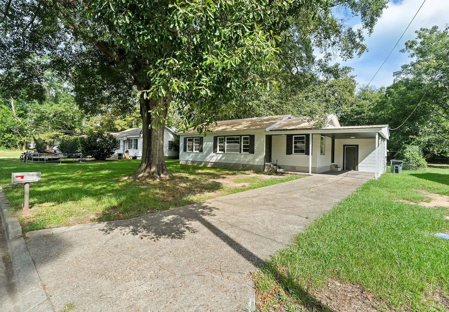 1009 Beatrice Avenue — Photo 2