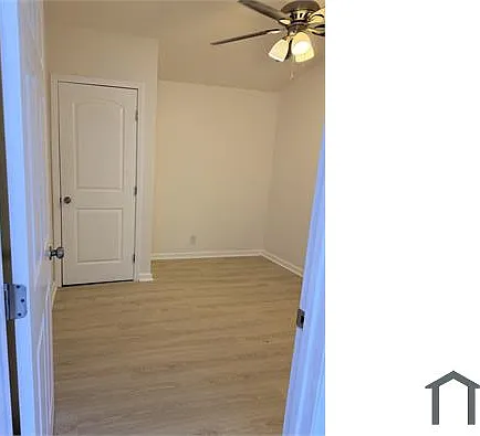 15722 Larch Ave #3