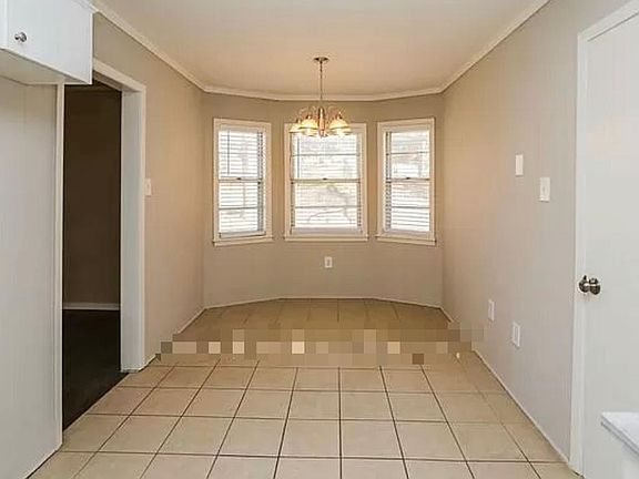 3rd image of 3310 Beaumont Dr