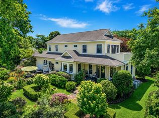 8 Jackson Ave, East Quogue, NY 11942