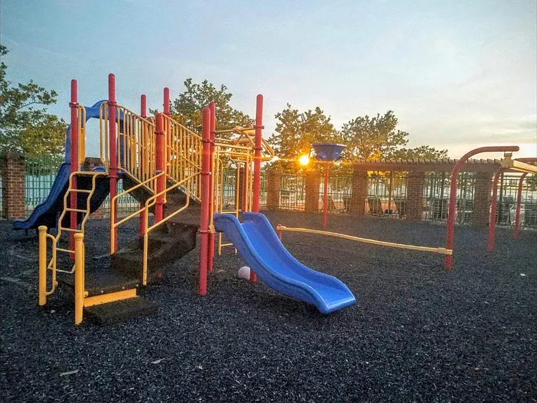 Secure kids play area