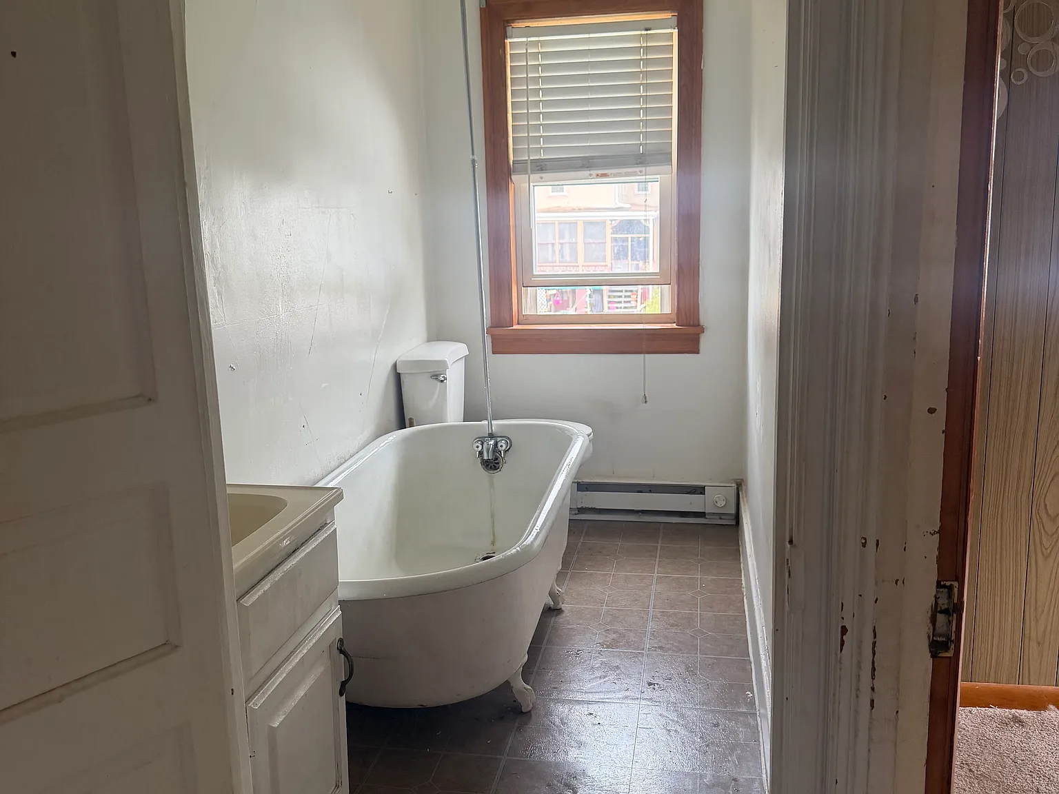 3 bed, 1120 sqft, $1,150 — Photo 4
