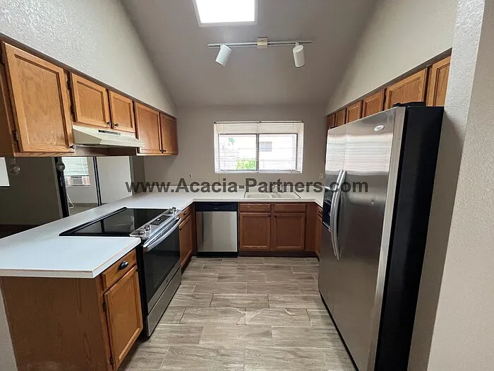 426 S Ridgefield Ave — Photo 6