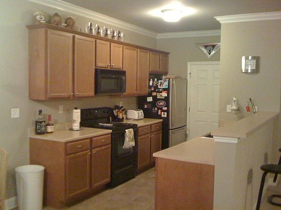 2nd image of 900 Dean Lee Dr #907