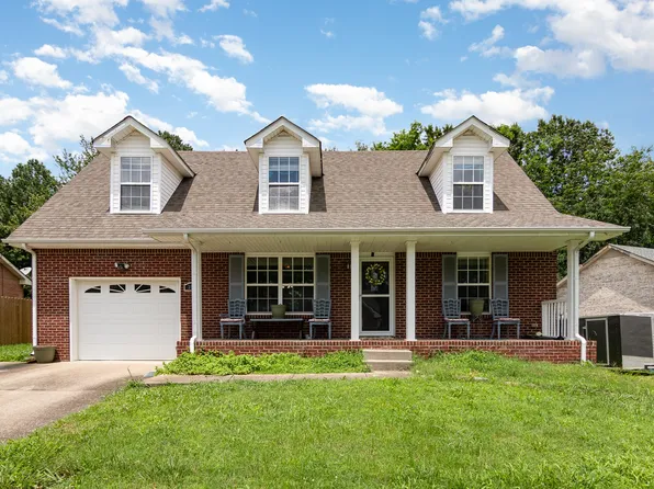 356 Maple Park Dr, Clarksville, TN 37040