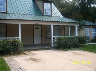 20960 SE 157th St, Umatilla, FL 32784