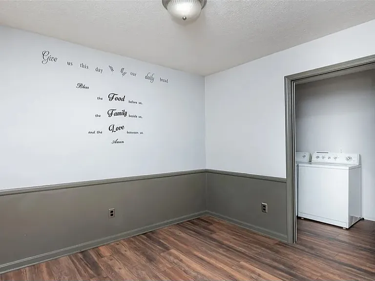 4105 Lakeside Dr — Photo 9