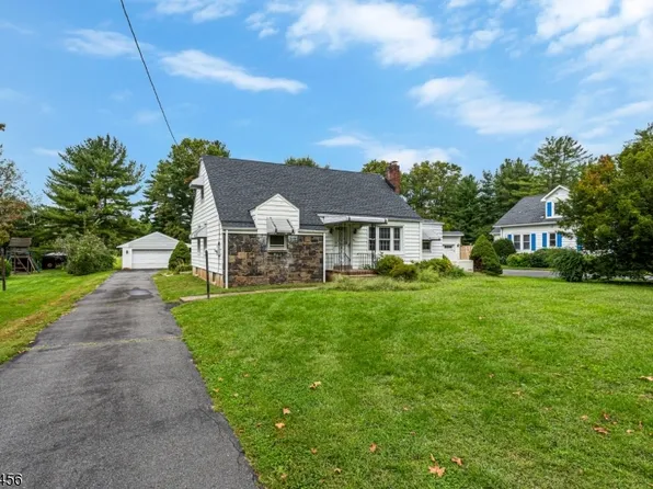 81 Hopewell Pennington Rd, Hopewell Twp., NJ 08525