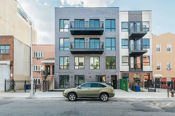 Rented by Nooklyn NYC LLC | media 40