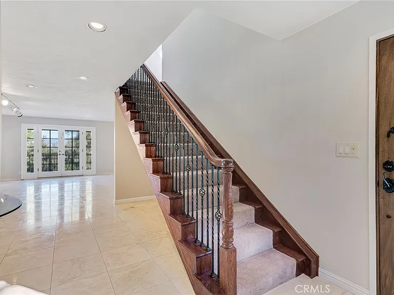 22781 Macfarlane Dr — Photo 3