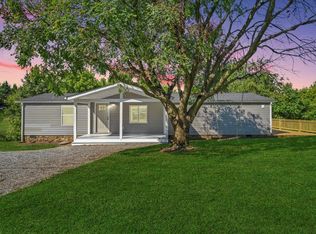 104 Byrnes St, Goodview, VA 24095