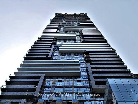 2nd image of 7 Grenville St #6113
