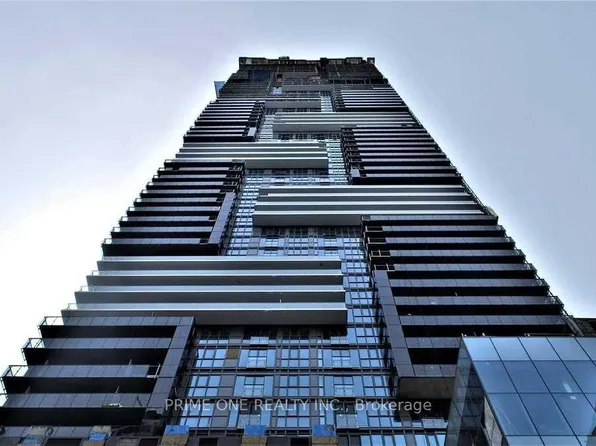 7 Grenville St, Toronto, ON