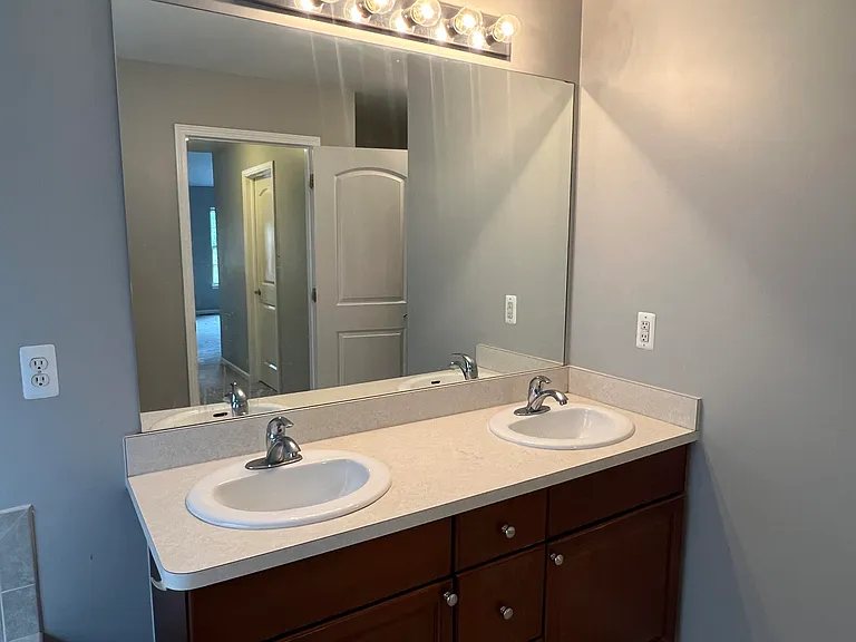 24668 Thatcher Dr — Photo 21