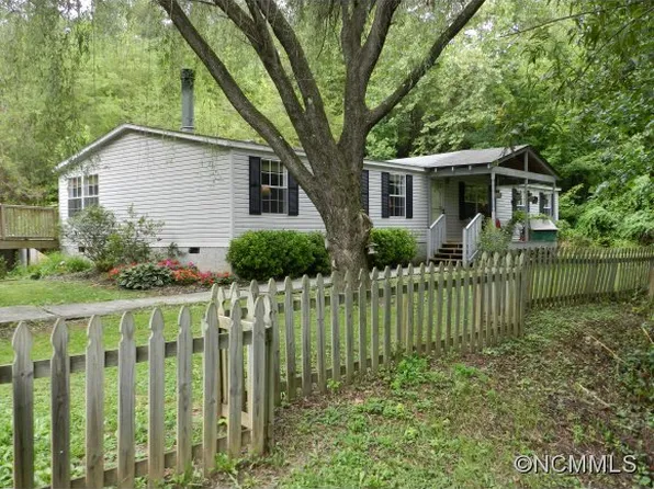 53 Twin Ridge Dr, Weaverville, NC 28787