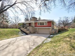 15746 Pruin St, Spring Lake, MI 49456