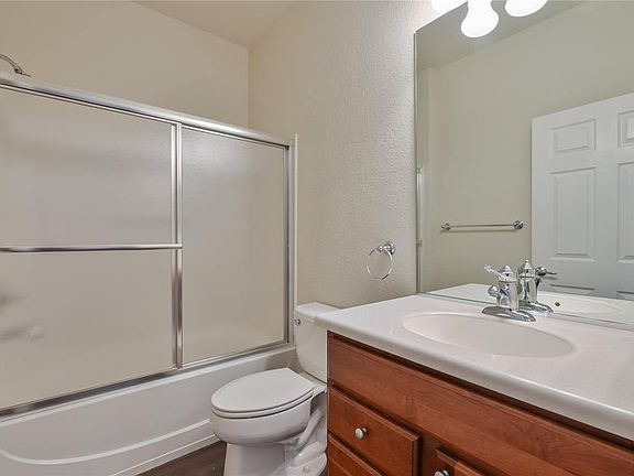 5th image of 7404 SW 98th Ave