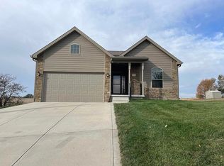 9016 Monroe Rd, Plattsmouth, NE 68048