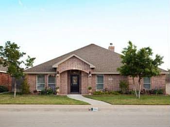 1st image of 4805 Hilltop Dr