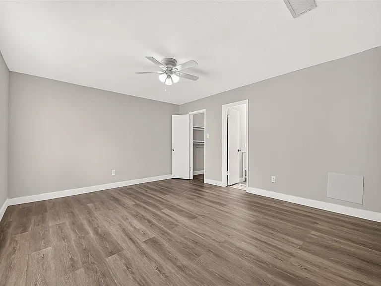 11202 Bandlon Dr — Photo 15