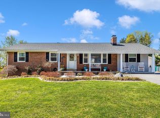 8107 Broadview Dr, Frederick, MD 21701
