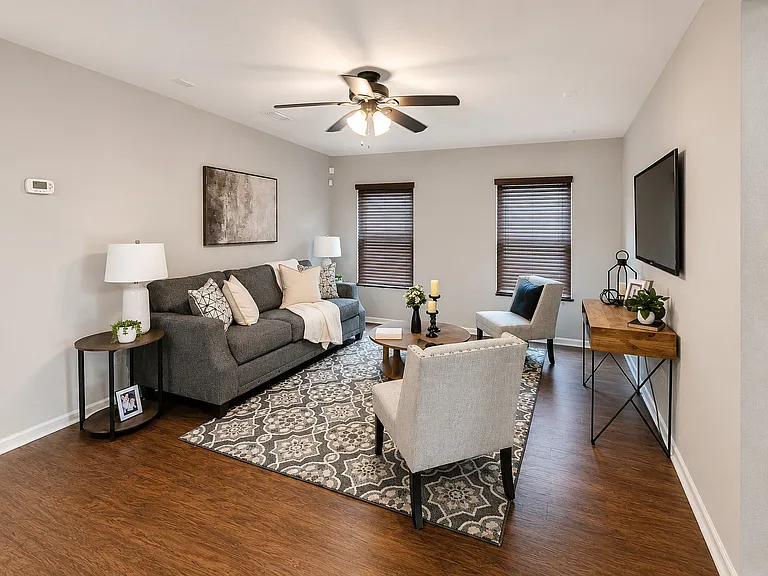 12190 Alexandra Dr — Photo 11