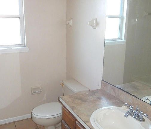3rd image of 2922 Flatbush Pl