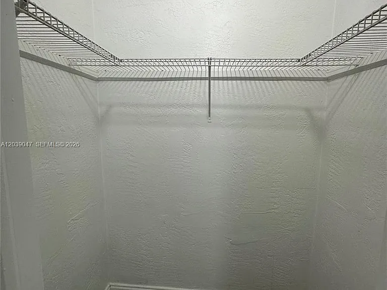 1737 Liberty St #10 — Photo 20