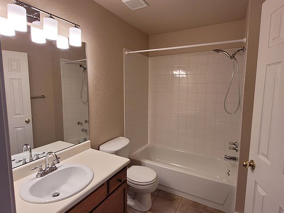 4th image of 1130 James Cir