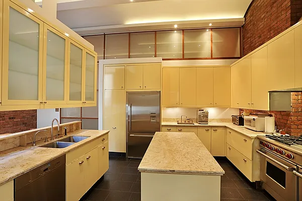 Sold by Corcoran | media 14