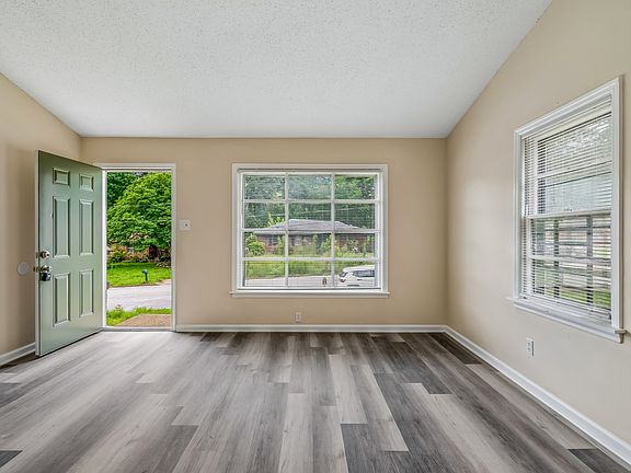 2nd image of 2064 Willow Wood Ave