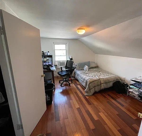 74 School St #2 — Photo 10