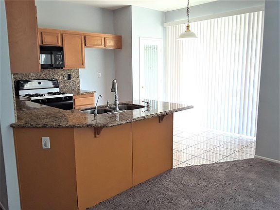 4th image of 15704 Flamingo Dr