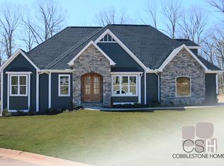 204 Acushnet Ln, Taylors, SC 29687