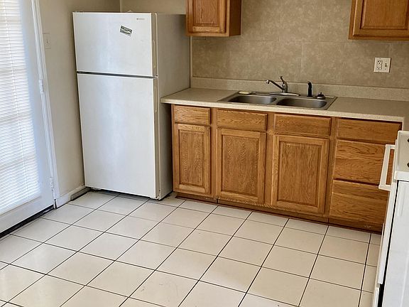 3rd image of 335 McCaughan Ave #4