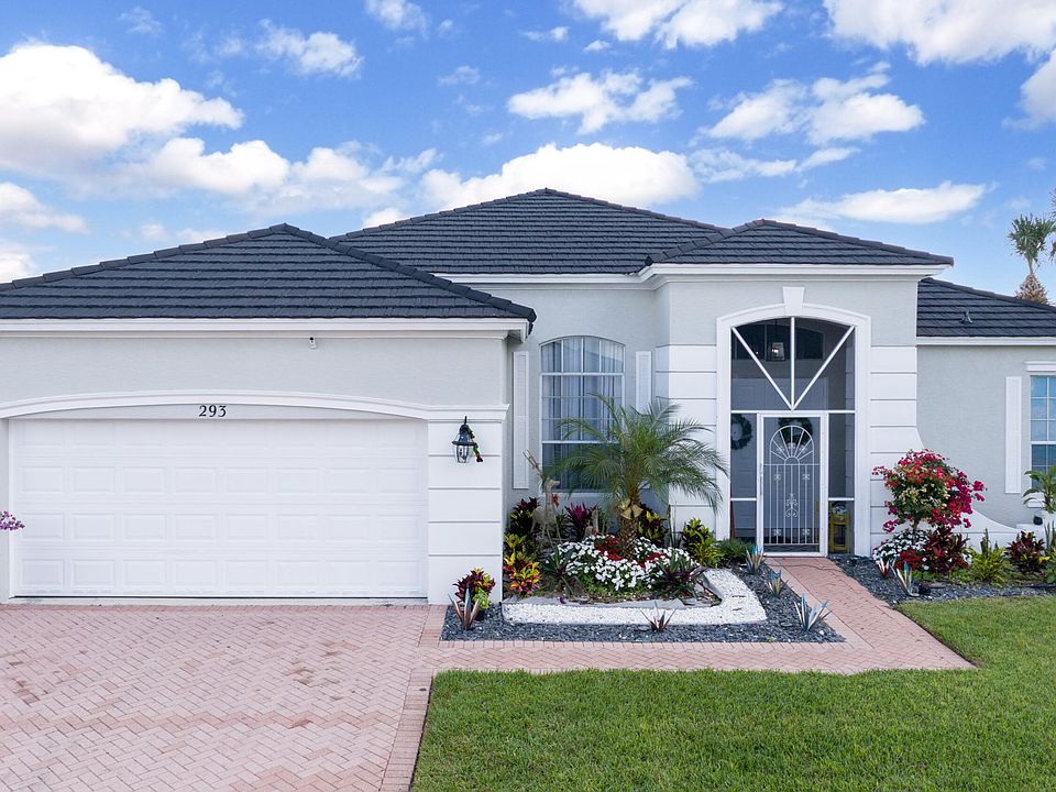 1st image of 293 SW Lake Forest Way
