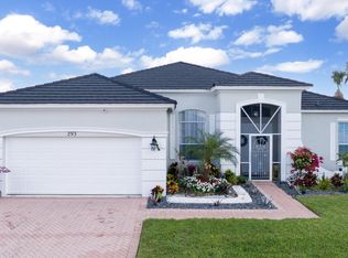 293 SW Lake Forest Way, Port Saint Lucie, FL 34986