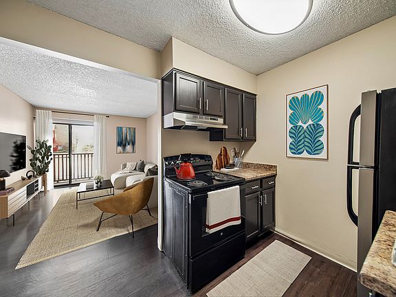 5th image of 1211 S Quebec Way #11201