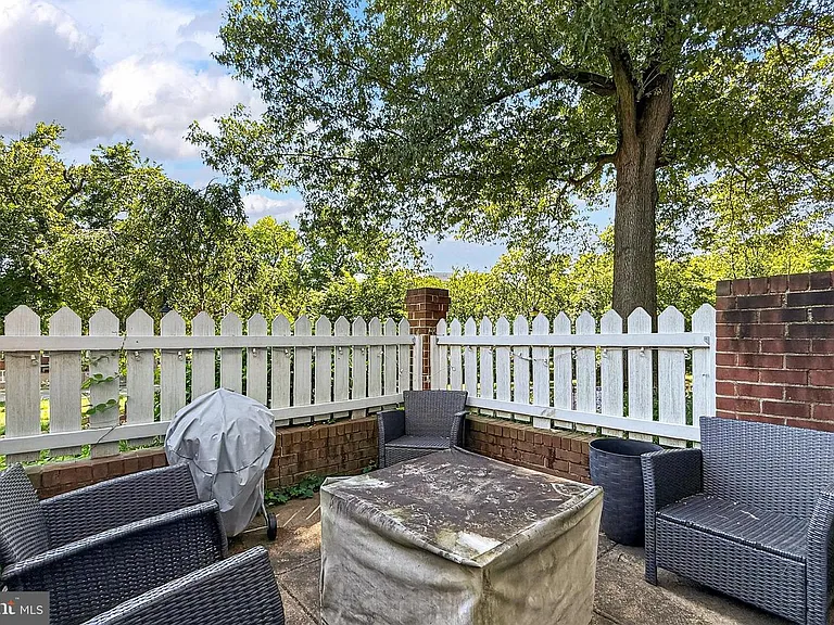 2711 S Walter Reed Dr #A — Photo 27