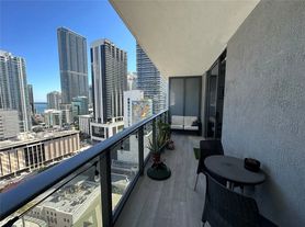 45 SW 9th St