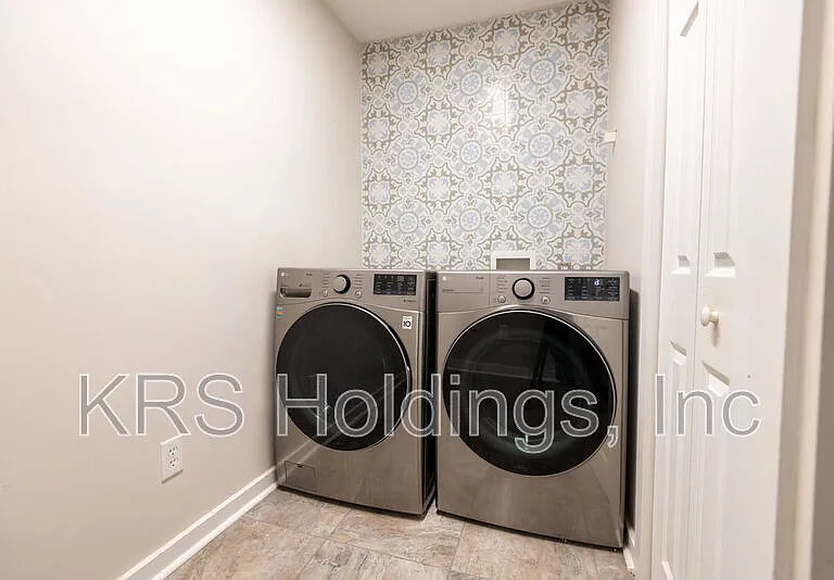2428 Rachel Dr — Photo 13