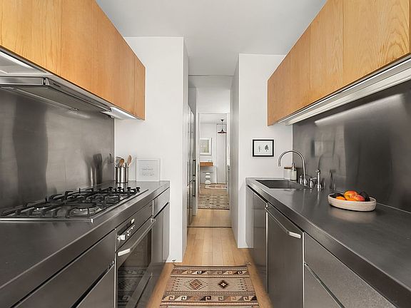 5th image of 360 W 22nd St APT 12T