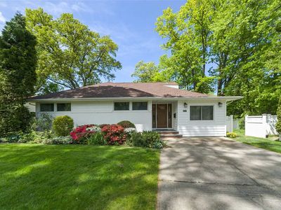 29 Shadow Ln, Great Neck, NY, 11021