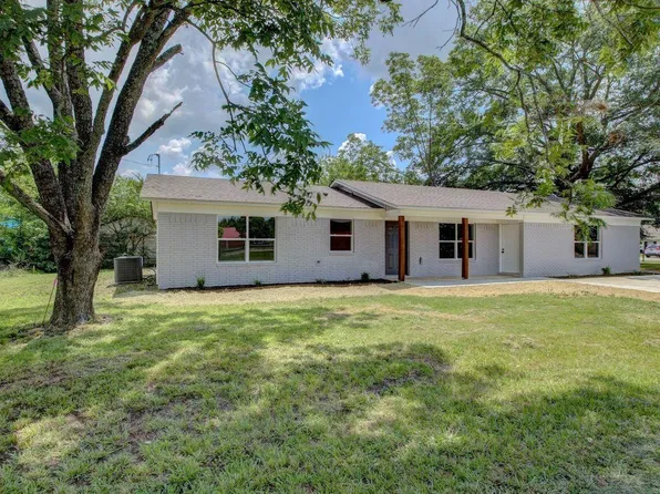 209 S Elm St, Bryant, AR 72022