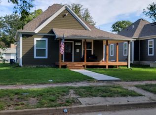 512 Moro St, Manhattan, KS 66502