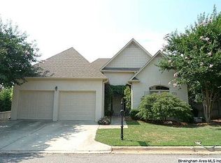 2249 Sterling Ridge Cir, Vestavia, AL 35216