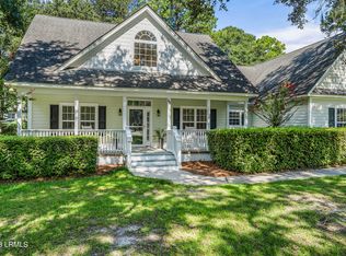 66 Garden Grove Ct, Beaufort, SC 29907