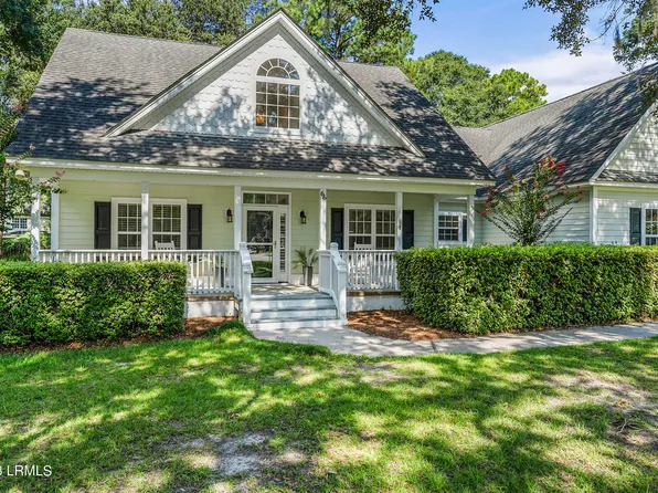 66 Garden Grove Ct, Beaufort, SC 29907