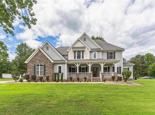 6211 Cape Wedgewood Cir, Browns Summit, NC 27214